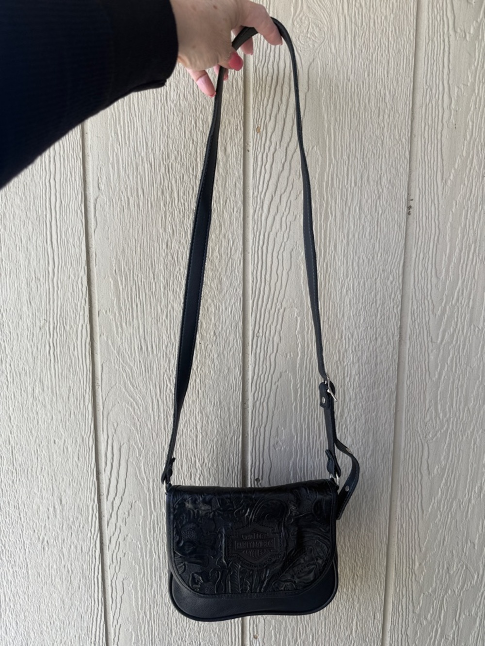 Harley-Davidson Black Embossed Floral Leather Crossbody - Picture 3 of 10